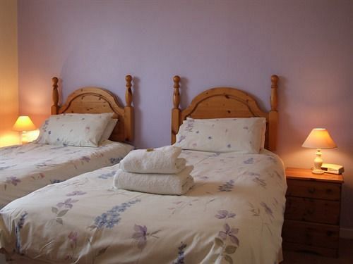 Cefn Uchaf Guesthouse Garndolbenmaen エクステリア 写真